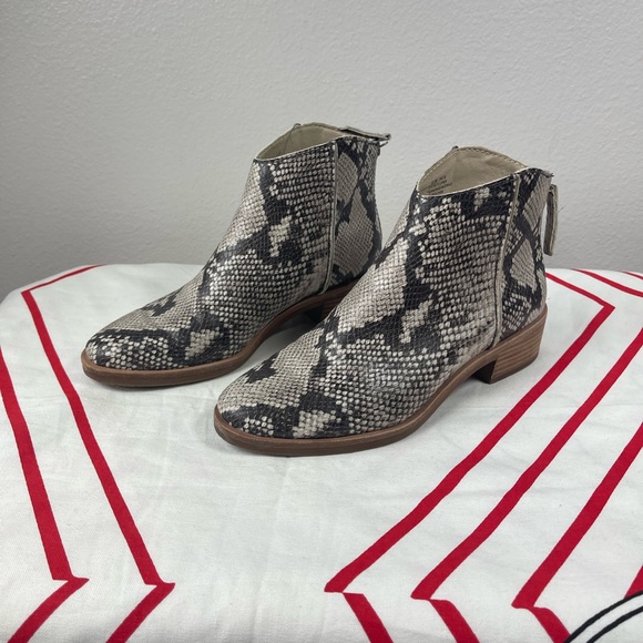 Dolce Vita Tavin Vegan Faux Leather Snake Booties 6.5 - Picture 3 of 7